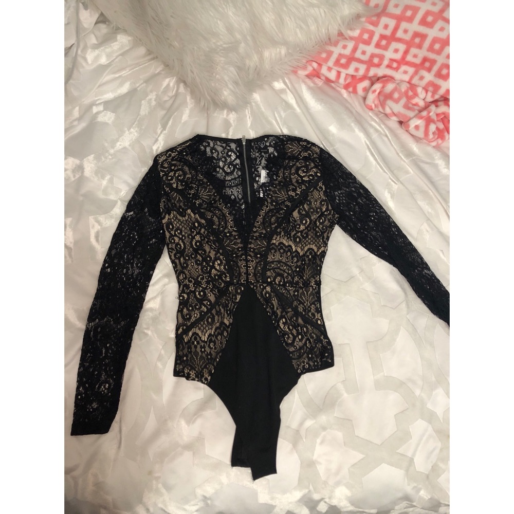 Lace body suit
